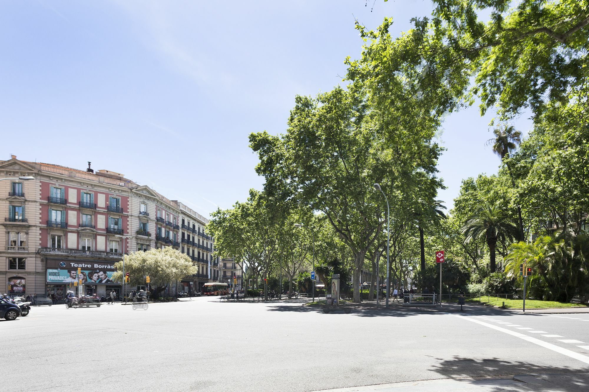 Paal Ronda De Sant Pere *